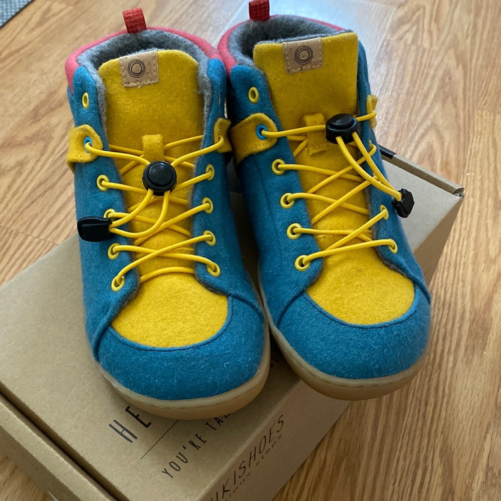 Mukishoes barefoot Ara wool boots size 40